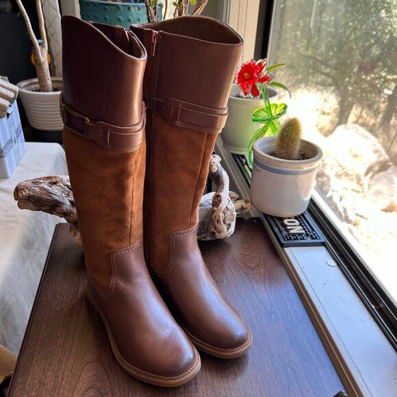 Brown Heeled Boots for Women - Picture 1 of 11